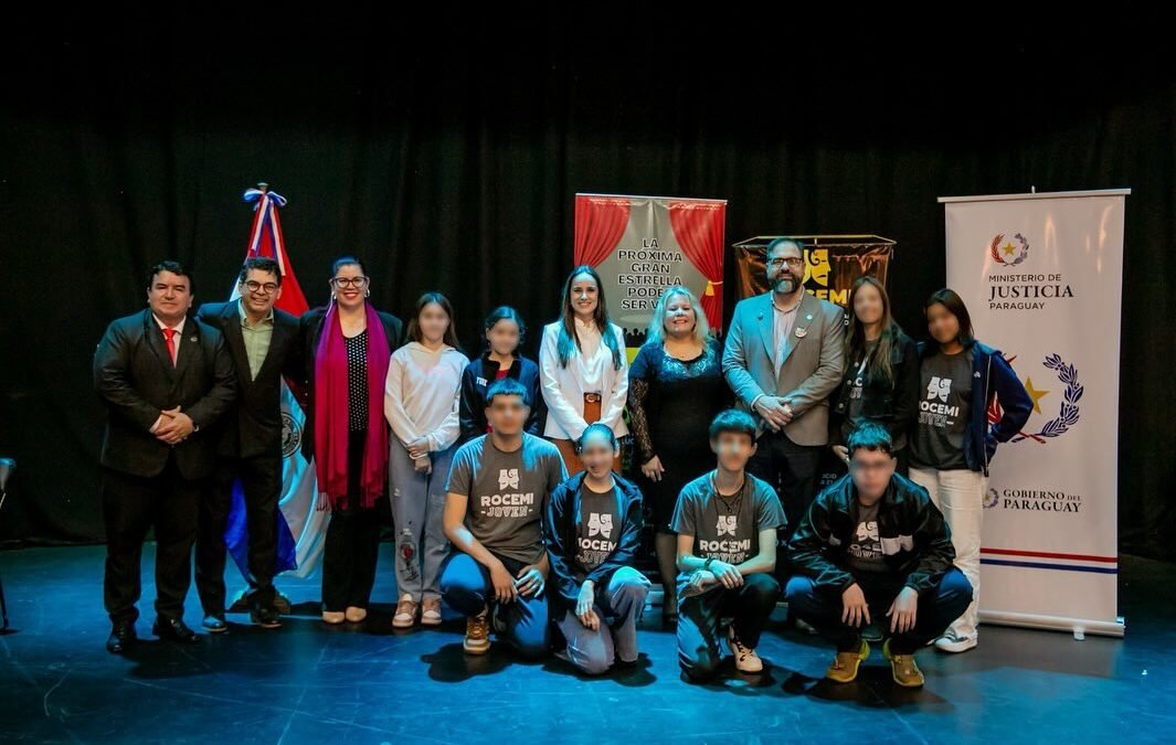 Taller de teatro paraguayo con personas privadas de libertad en el penal de Encarnación